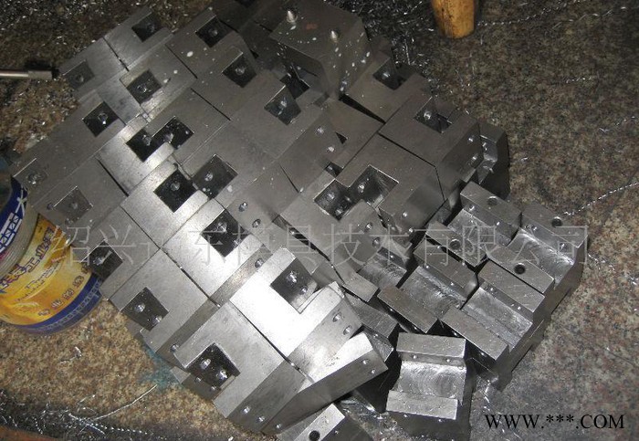 波纹管吹塑模具图2