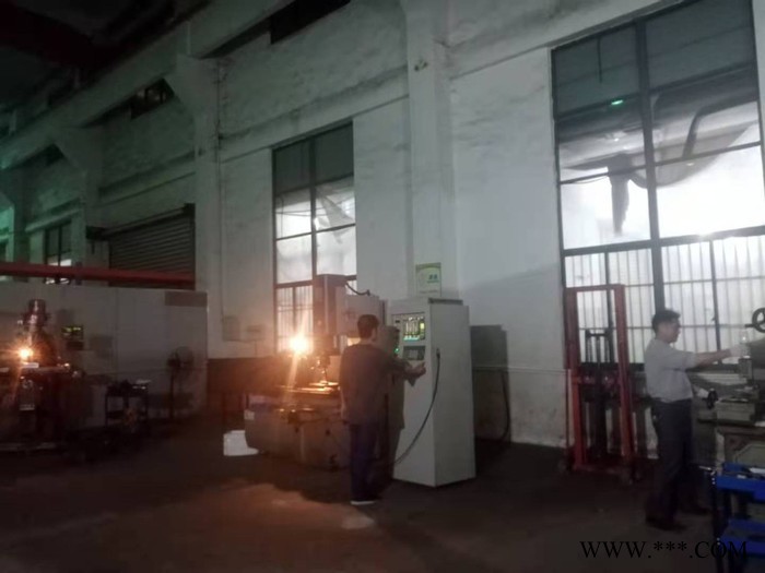 安防电子连接器模具  安防模具  连接器模具  一出一连接器模具   五金注塑模具