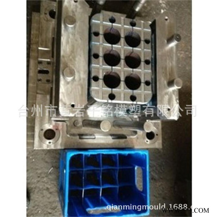 塑料啤酒箱模具 塑料牛奶箱模具 周转箱模具 注塑模具加工图3