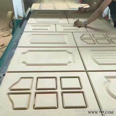 赛伯特 12把直排换刀全自动 济南板式家具数控加工中心 郑州吸塑门板开料机