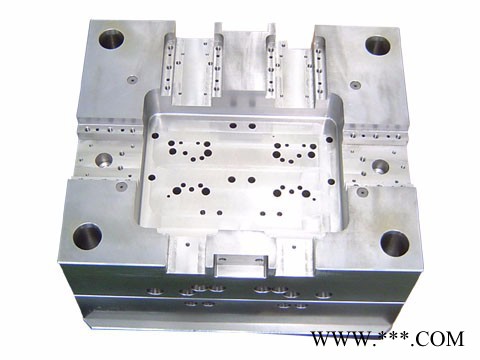 塑胶模具厂 专注安全帽开发塑胶注塑模具加工定做图8