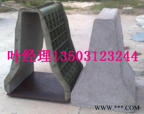 诚家远水泥注塑模具钢模具可来图定制隔离墩钢模具图3