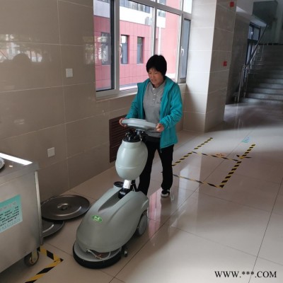 专业定制高性价比手推式洗地机垃圾斗大型厚吸塑外壳
