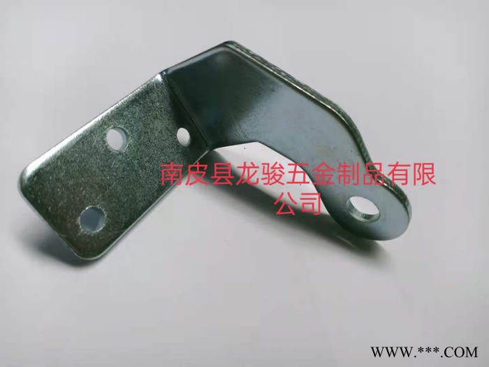 龙骏：供应冲压件 机加工不锈钢件 五金冲压定做 欢迎来电咨询图2