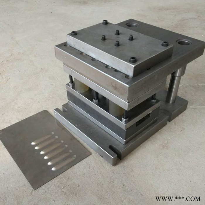 **】金乌模具 冲压模具图2
