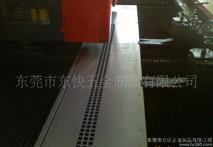 供应（数控冲床）供钣金数控冲压加工，3元/分钟起图2