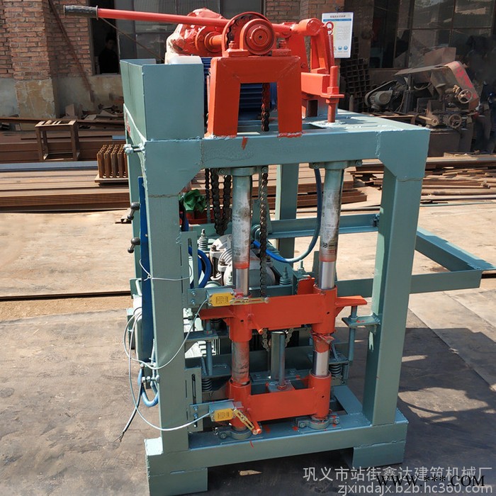 鑫达水泥砖设备4-30A水泥垫块机厂家 小型水泥支撑垫块机设备 空心砖机模具齐全图3