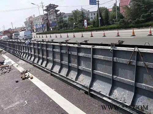 振远供应**防撞墙模具 水泥防撞墙模具直销 桥梁防撞墙模具定制 路边防撞墙模具价格优惠 欢迎来电咨询图4