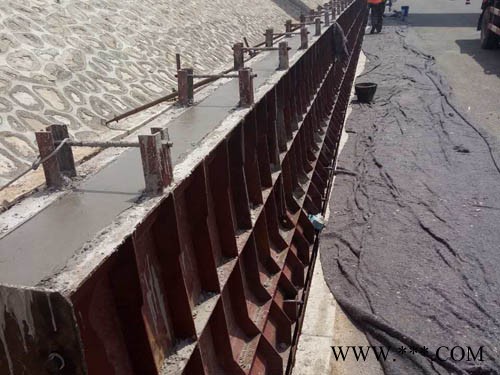 水泥高速公路桥梁围栏模具信誉保障-河北方达模具厂家图3