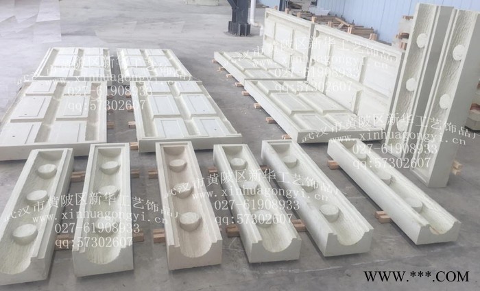新华工艺多种水泥仿木护栏 栈道水泥栏杆模具  水泥仿木纹护栏模具 水泥仿木纹悬崖护栏模具图2