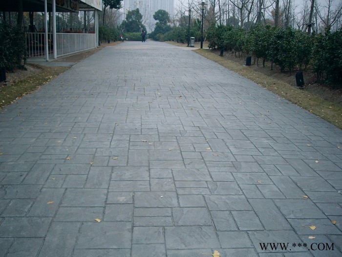 供应鹤岗芜石小区路面水泥压模地坪厂家提供模具图7