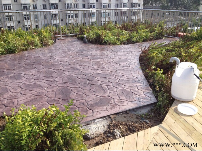 湖北水泥压花地坪 压模地坪 压印路面材料批发 免费提供模具 通山县崇阳县图5