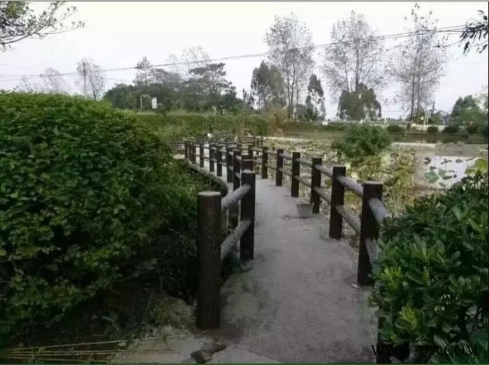 供应仿木护栏模具  仿树皮护栏模具 及水泥制品图3