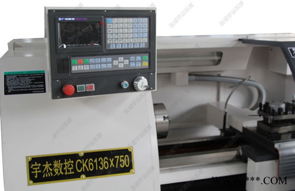 高精密数控机床CK6136数控车床图3
