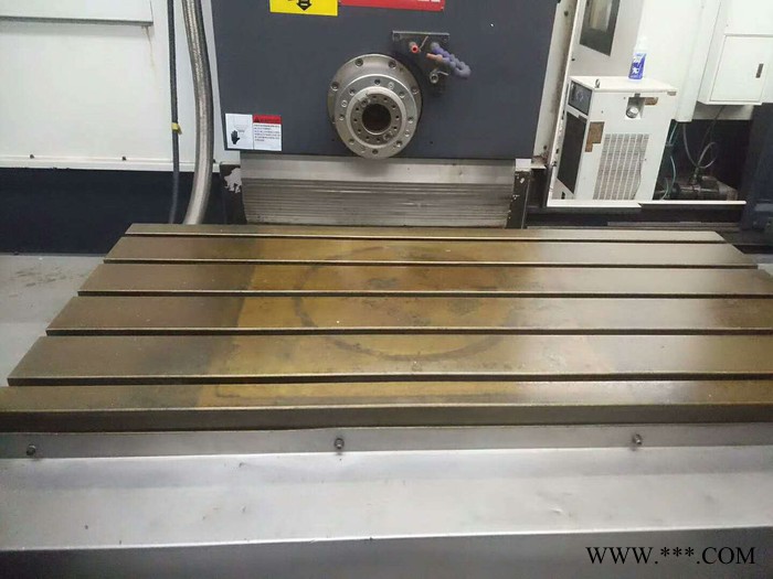 低价出售二手【台湾亚威A1000数控卧铣】二手数控铣床图4