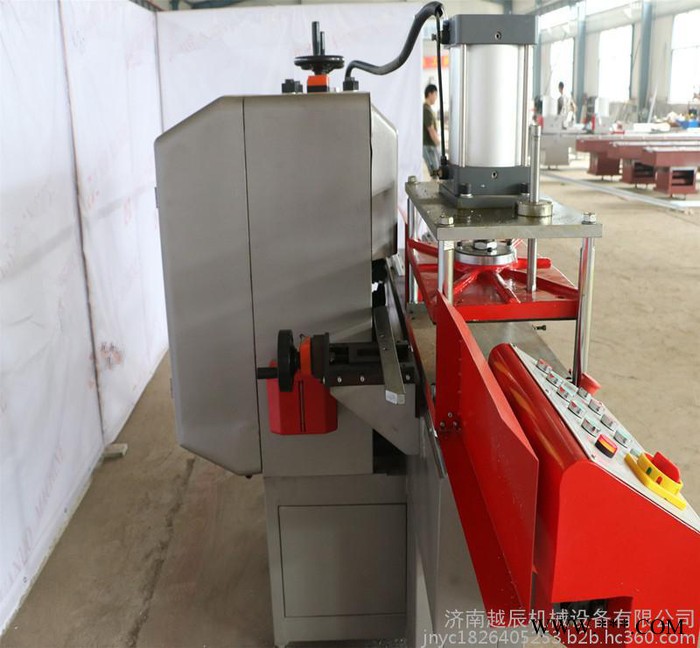 供应厂家铝合金门窗加工设备， 双头端面铣，平面铣床，数控端面铣，断桥端面铣床，组合端面铣床图2