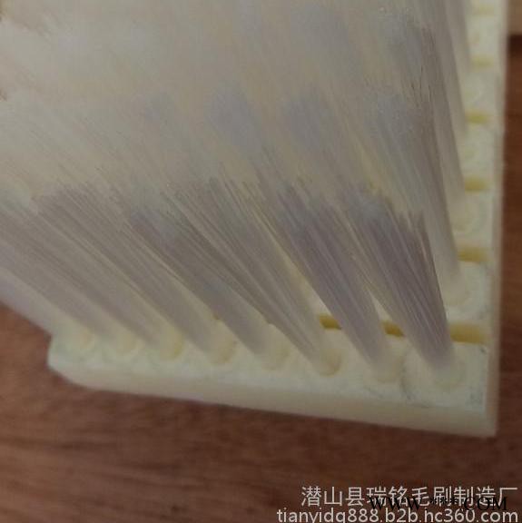 供应数控车床毛刷板  PVC板刷  晒板机毛刷  减震毛刷板图2