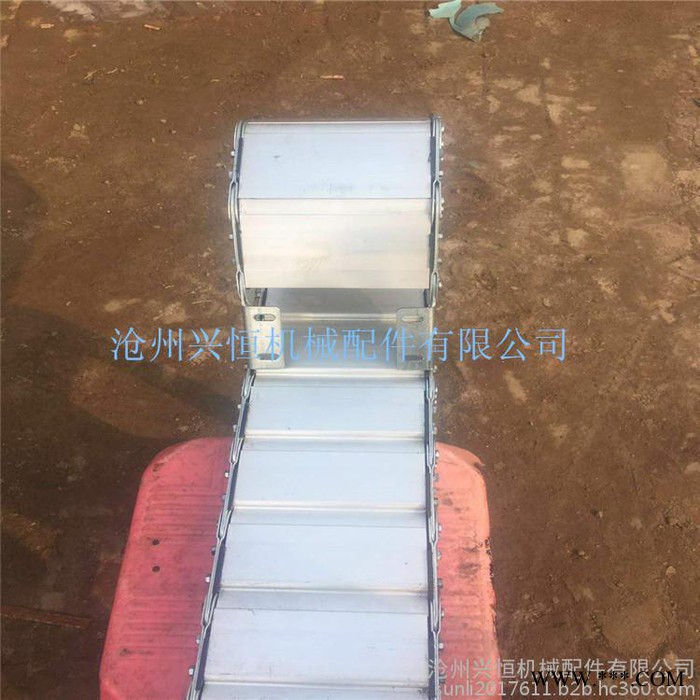 兴恒厂家可定制 全封闭护线钢制拖链 数控机床钢制拖链 机床工程钢铝坦克链图2