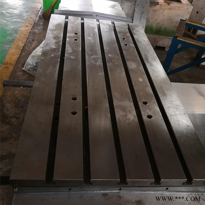 数控机床直销    山东东铣加工中心  VMC1060立式加工中心图3