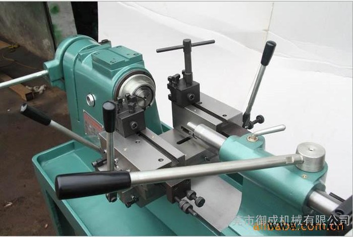 精密桌上车床32型图3