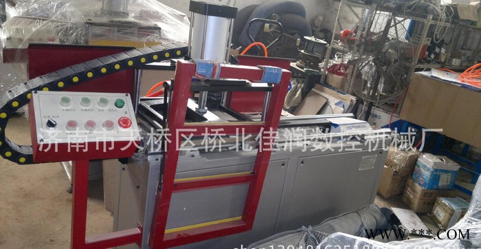 铝门窗设备，铝型材中型排料端面铣床、铝型材铣榫机幕墙设备图2