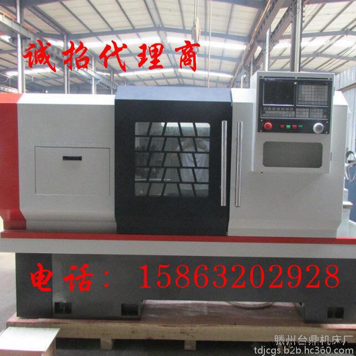 CSK6152E数控车床稳定性强 三档变速整体床身硬轨数控车床图2