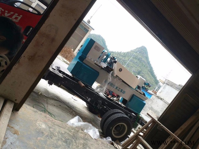 供应百汇吉1500型**数控木工车床