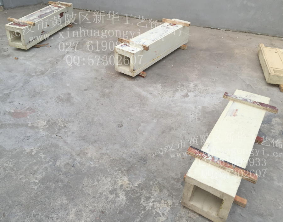 四横杆仿木护栏及模具